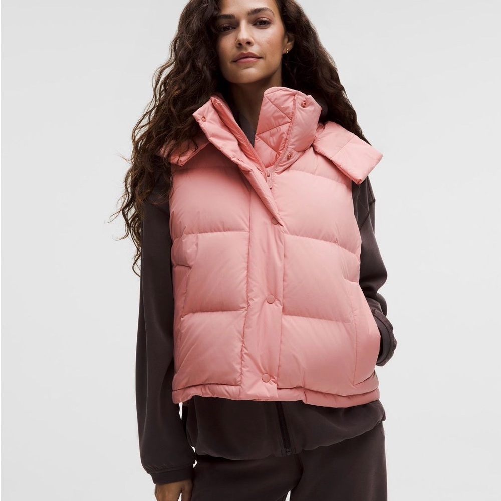 NWT Lululemon Wunder Puff 600-Down-Fill Cropped Vest 6 tea rose